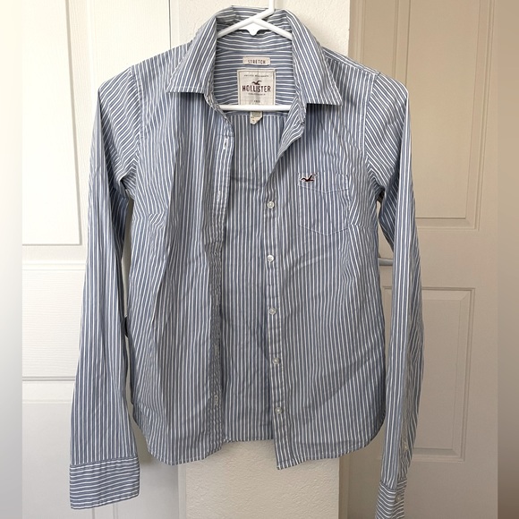 Striped light blue button up - Picture 1 of 4